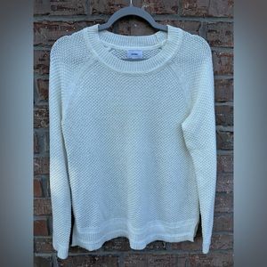 Old Navy sweater size medium
